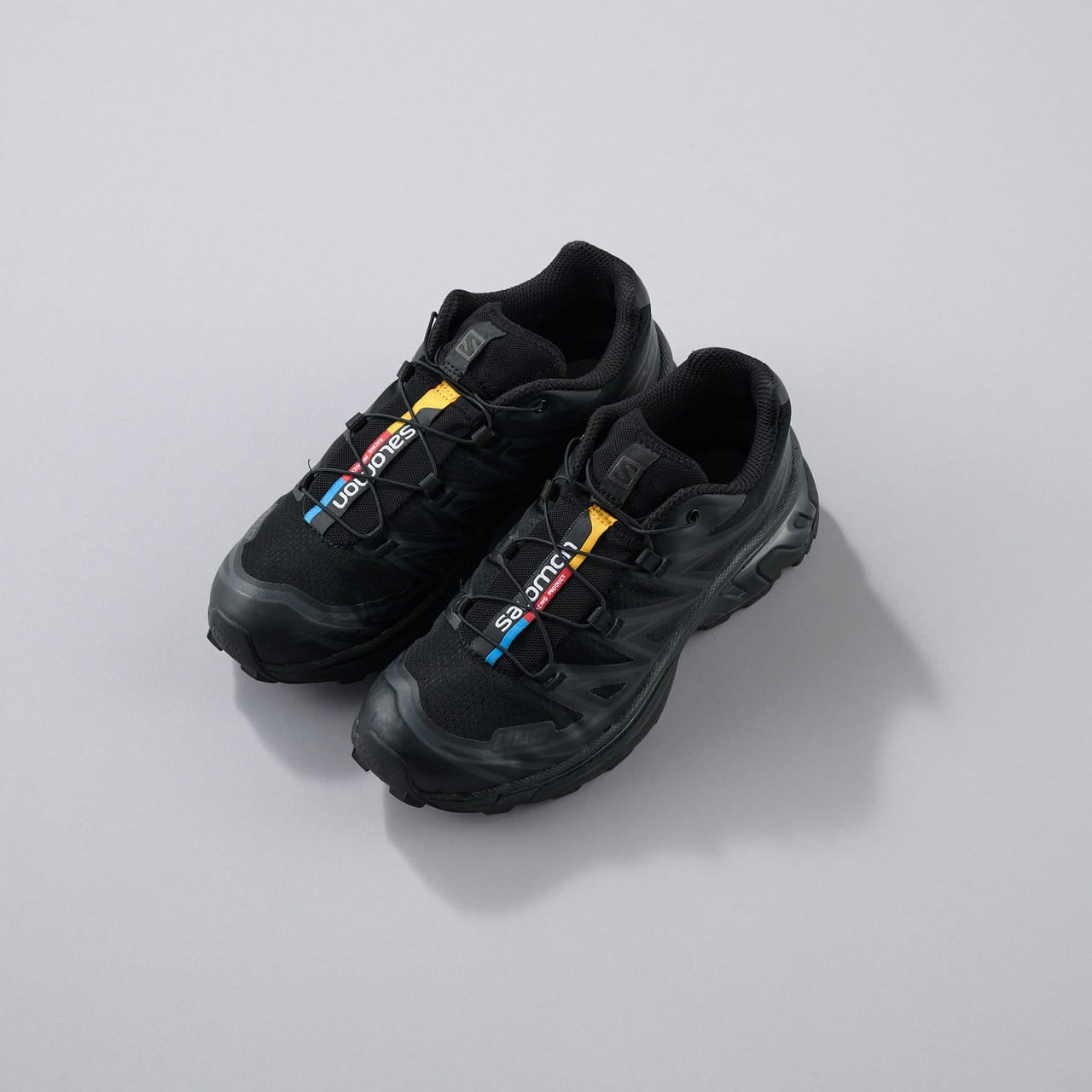 オシャレな人の「サロモン」は黒い。買ってよかった愛用ブラック