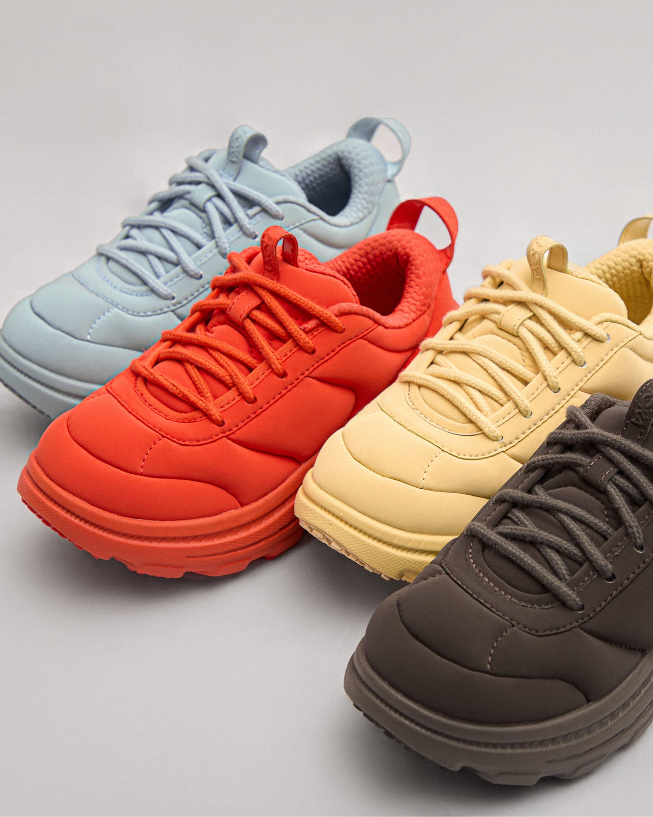 ホカ」をかつてない衝撃のボリュームに！「マルニ」コラボで人気の厚底