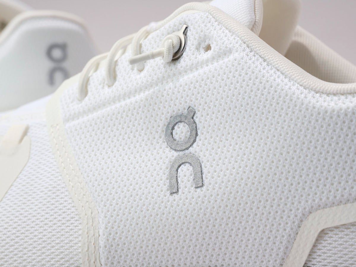 On（オン）」の新作白スニーカーが素晴らしすぎた。 服好きたちを魅了