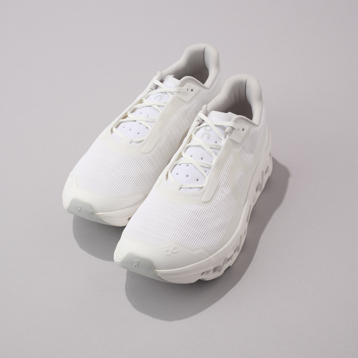 On（オン）」で完売前に買うべき“最強白スニーカー”3選！最高レベルの