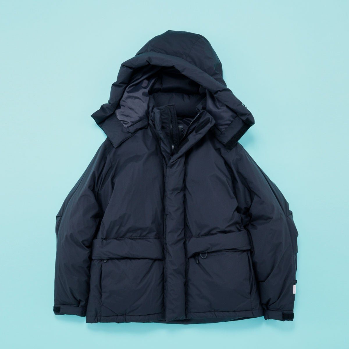 パーフェクト「黒ダウン」25連発】1万円台から買える「モンベル