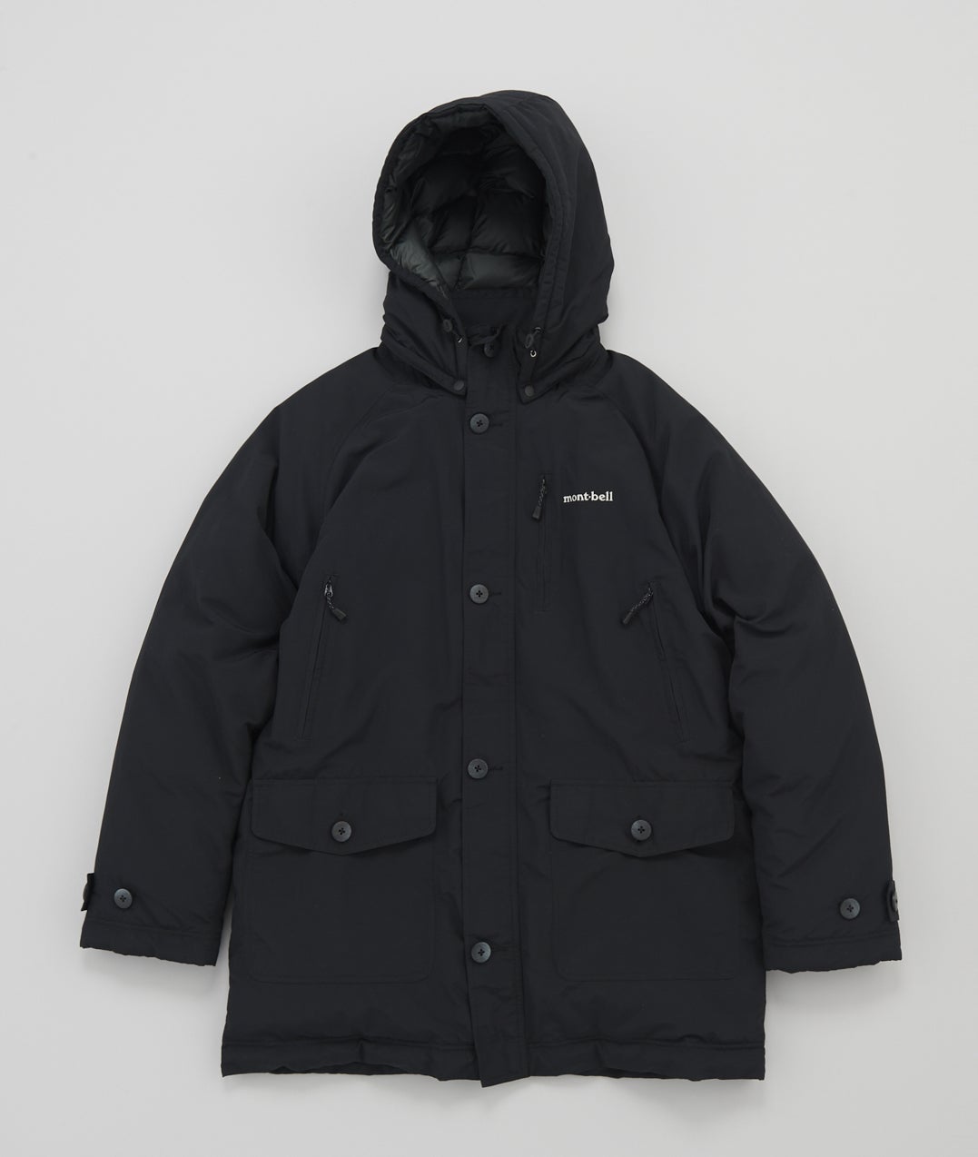 モンベル」の“ダウン見えしない”大人ダウン5選。噂の新作も名作も冬の