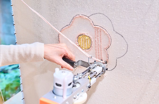 自分だけのラグを、タフティングで手軽に作ろう！｜三菱電機 CME（CLUB