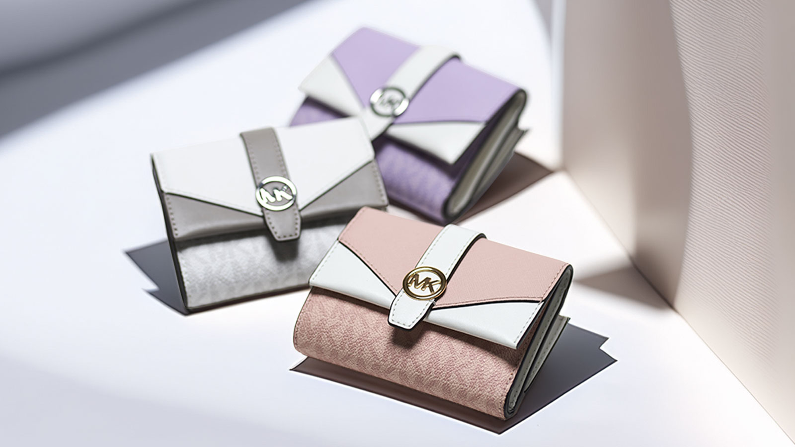 公式アウトレット】折り財布・折りたたみ財布 (二つ折り・三つ折り