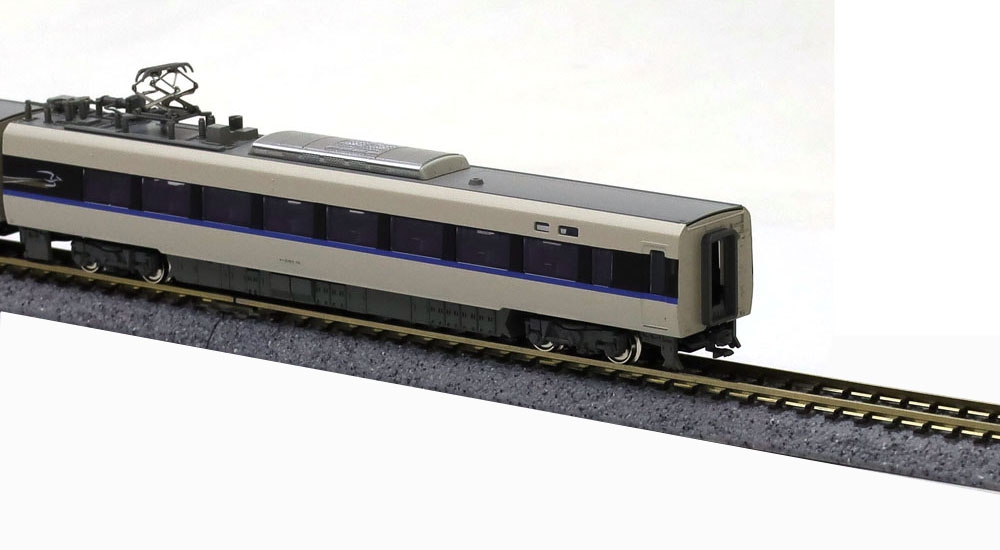 683系「サンダーバード」 （リニューアル車） 基本&増結セット | KATO