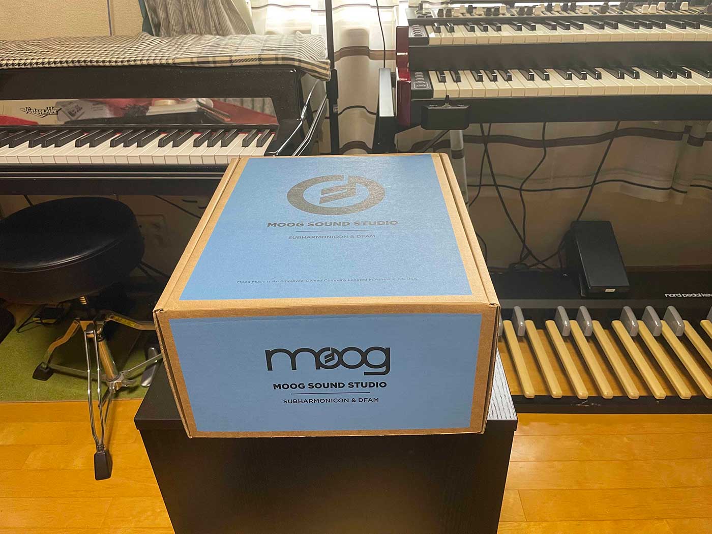 Moog Sound Studio開封レビュー＆演奏動画！ by村上 | Rock oN Company