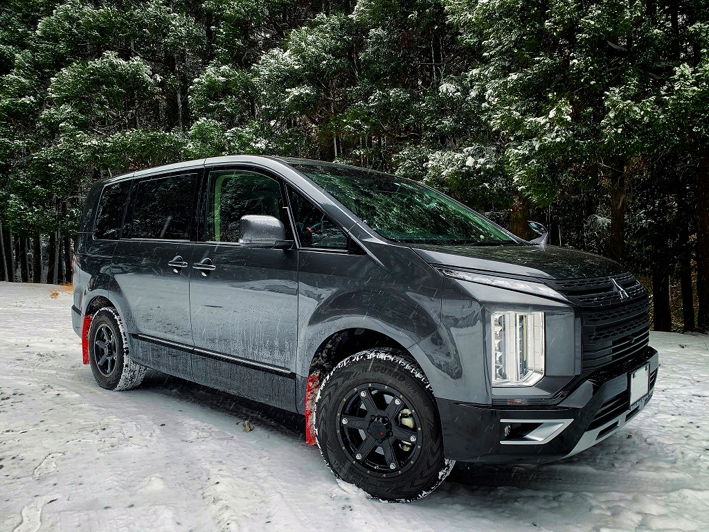 デリカD5 ホイール 人気 装着画像 | MKW