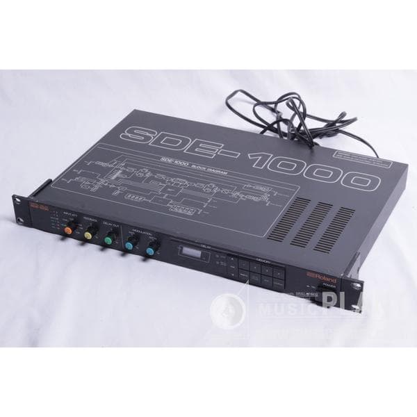 Roland デジタルディレイSDE-3000中古品()売却済みです。あしからずご