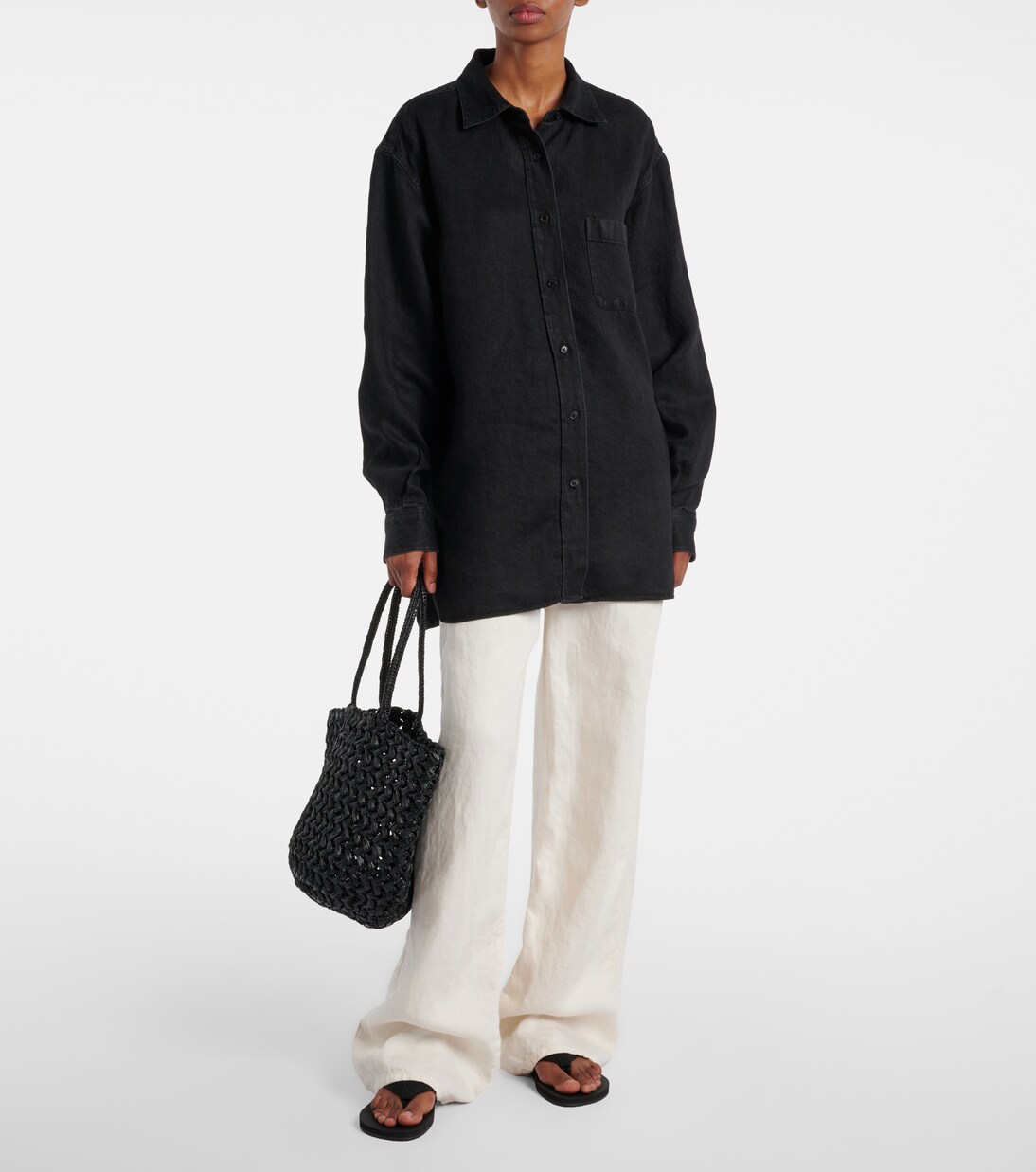 Nesson oversized linen shirt in black - The Row | Mytheresa