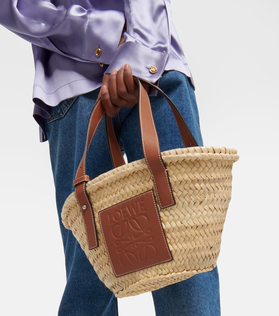 Small leather-trimmed basket tote in neutrals - Loewe | Mytheresa