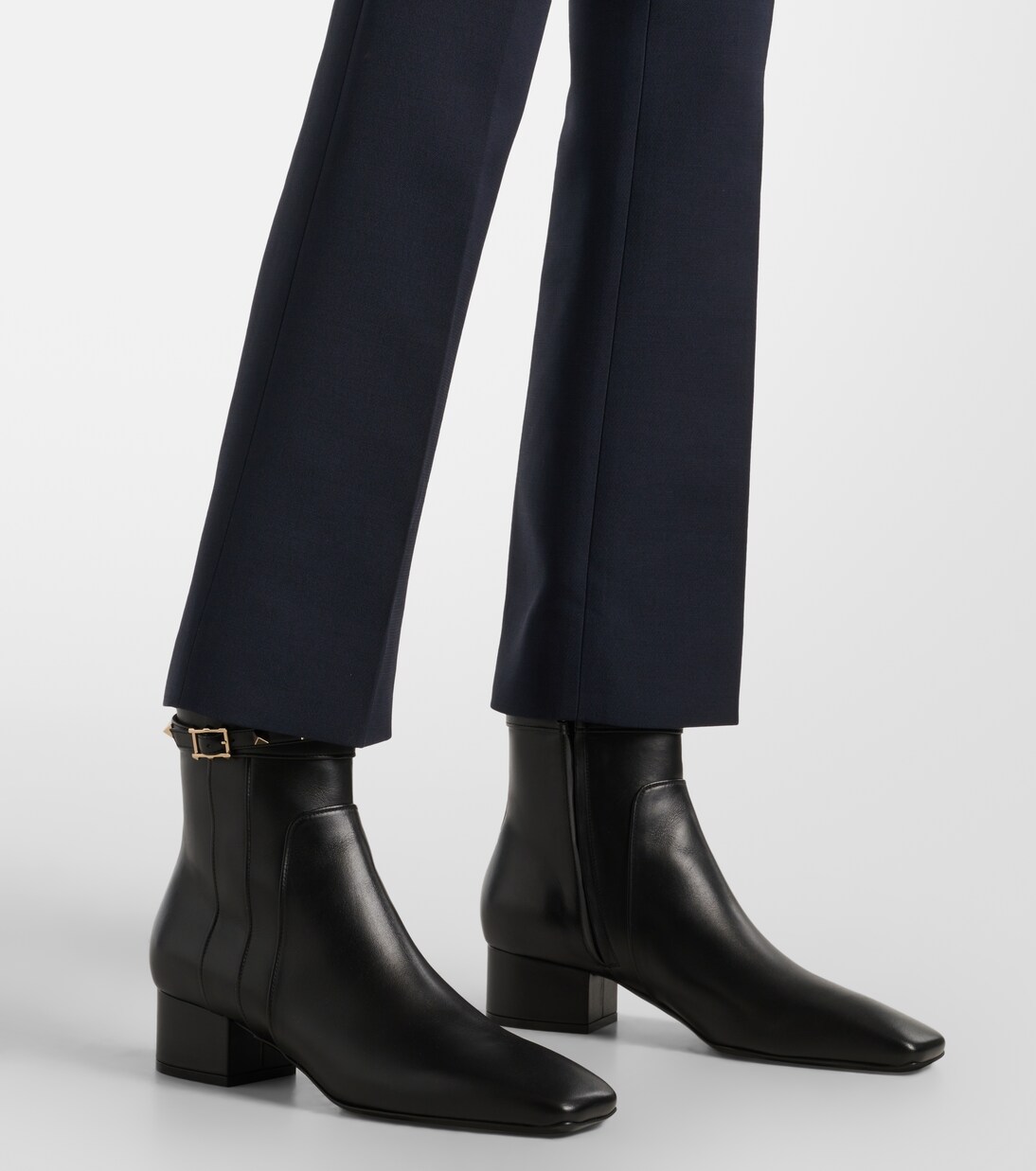 Rockstud 40 leather ankle boots in black - Valentino Garavani