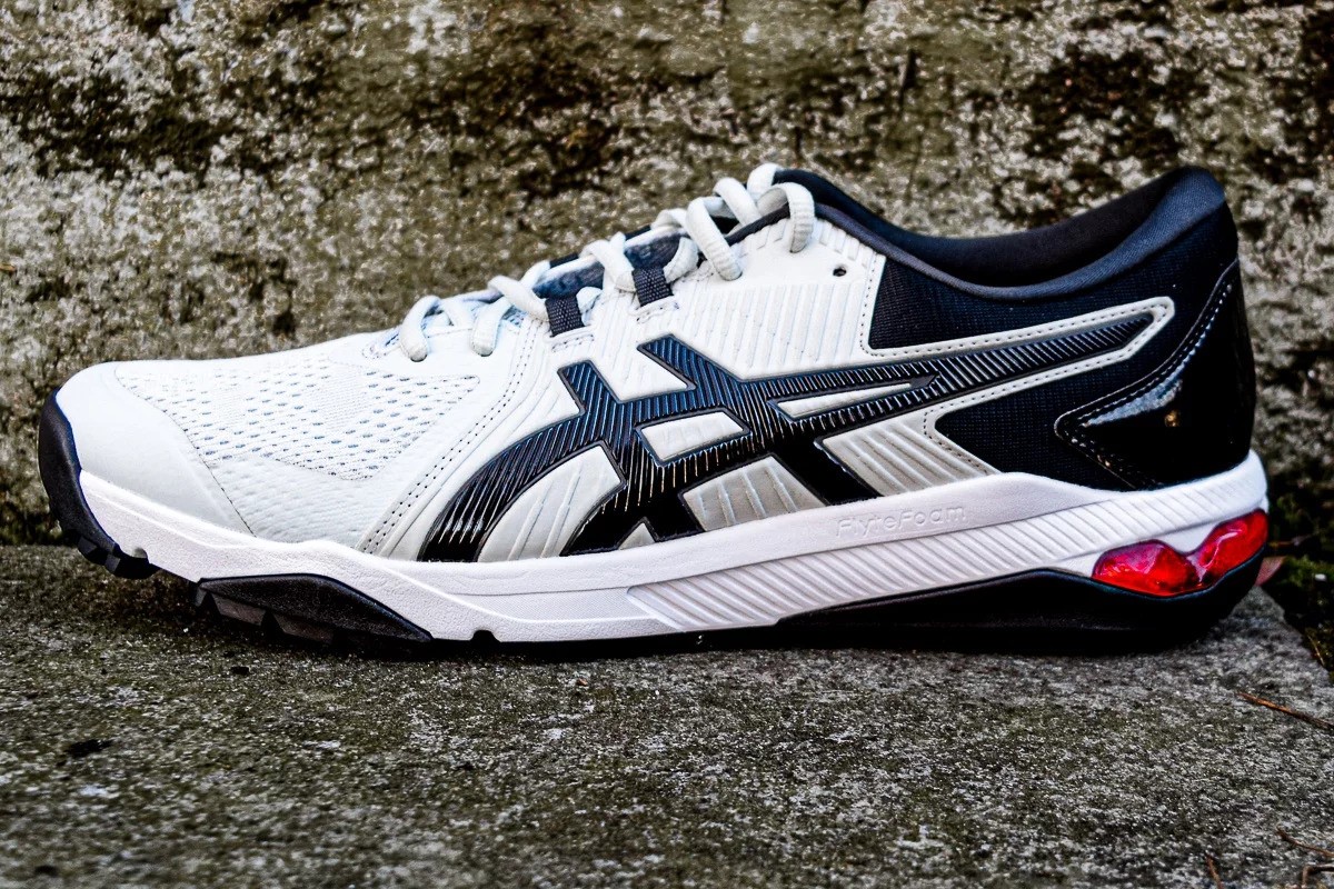 スリクソンがアシックスとタッグ！アシックス ゲルコース ゴルフ