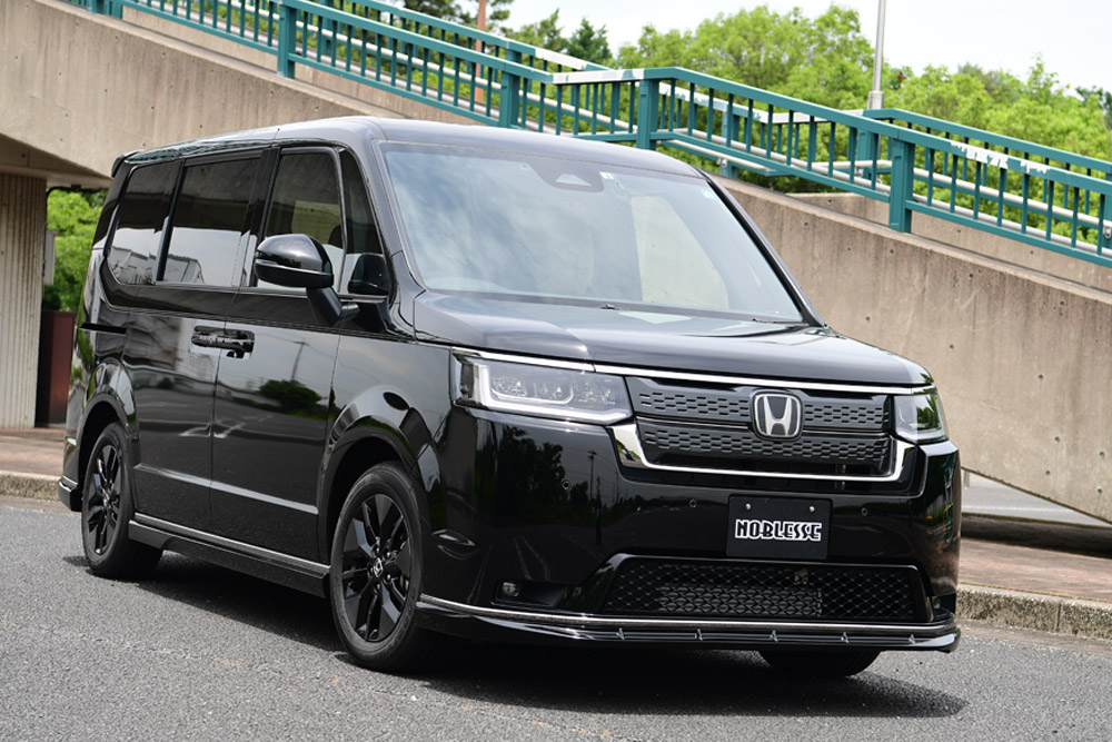 ノブレッセ ステップワゴン スパーダ(6代目)用 カスタム エアロ