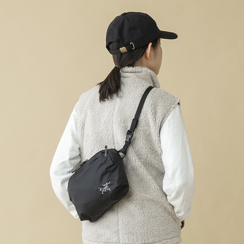 アークテリクス(ARCTERYX) HELIAD 6 CROSSBODY BAG(ヒリアド 6 クロス