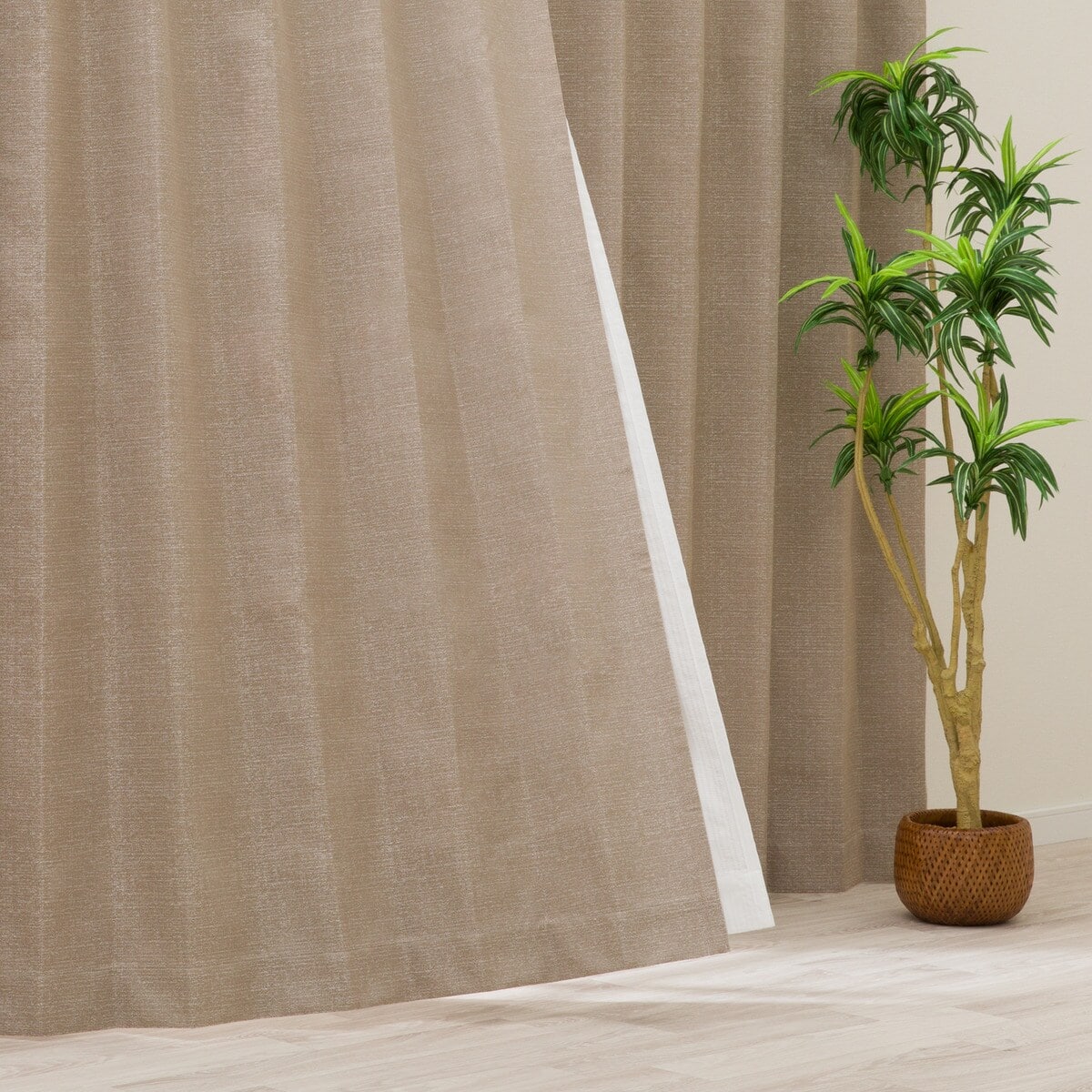 遮光1級・遮熱・遮音カーテン(RD120 BR 100X200X2) | ニトリネット