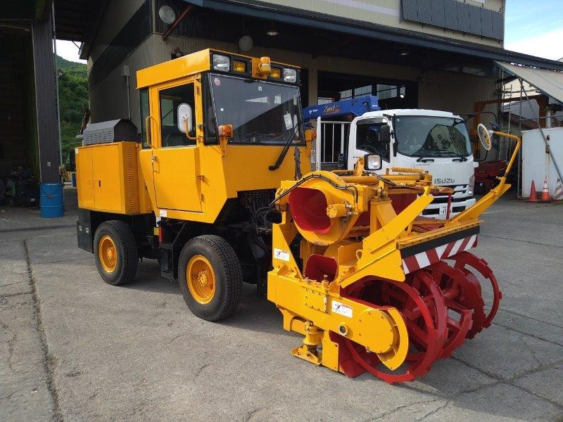 Niigata Transys NR83 – 除雪の総合デパート 株式会社ニットク