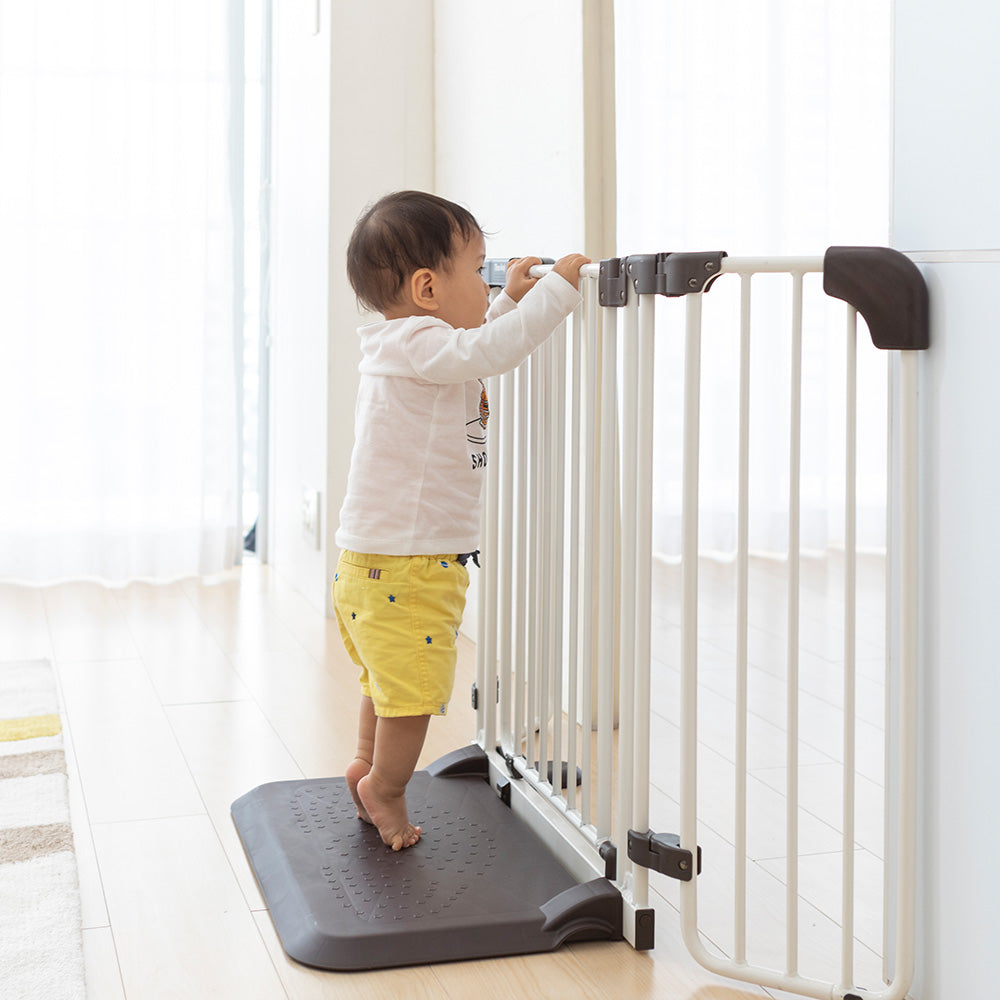 おくだけとおせんぼ おくトビラ ホワイトスチール 日本育児 – ベビー