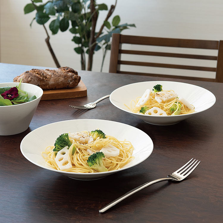 白いブランド食器｜21cmボール｜EXQUISITE｜ニッコー公式オンライン