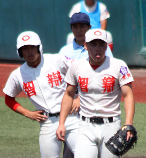 復刻】智弁兄弟対決が実現、定規で測定そっくりユニの細部に宿る違い