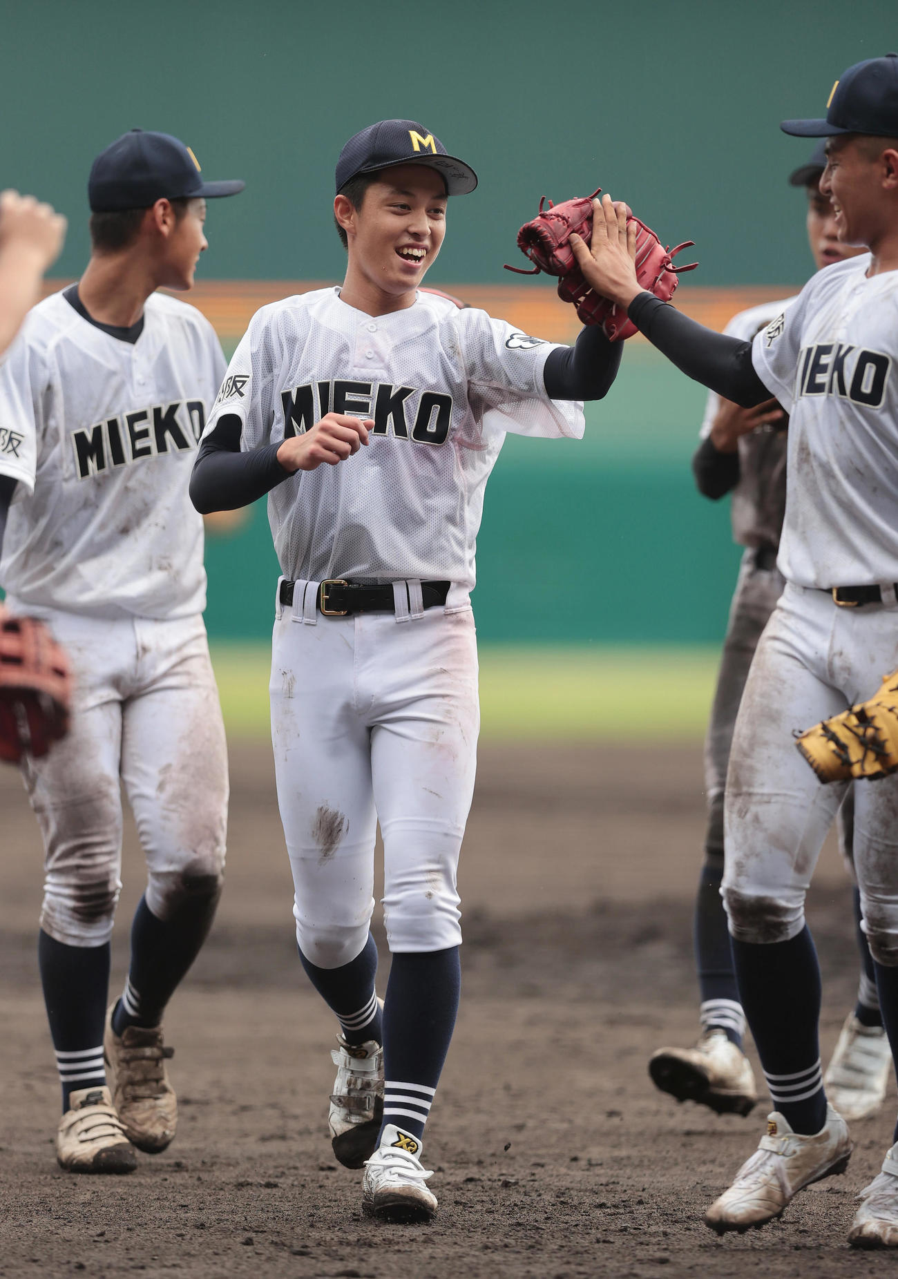 甲子園】三重2年生エース上山颯太7安打完封「楽しんで投げられたから
