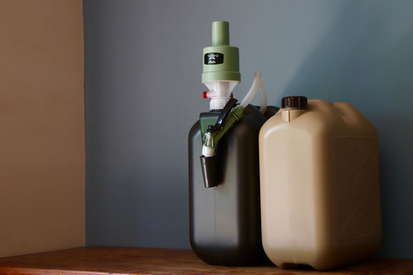 おしゃれな灯油タンク The Genie Tank 18L 【 2個 】 ＆ アラジン