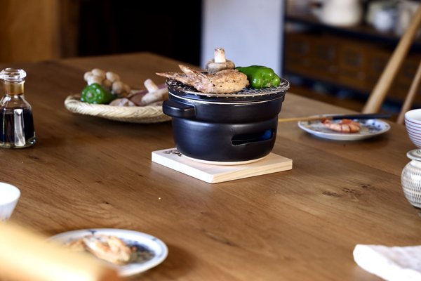 かもしか道具店 炭火コンロ 丸 こぶり | TOKILABOトキラボ