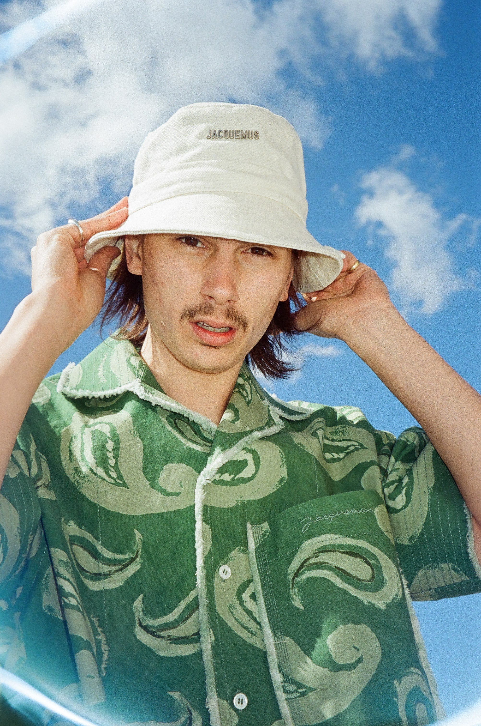 JACQUEMUS - LE BOB GADJO OFF WHITE – SOLAR MTP