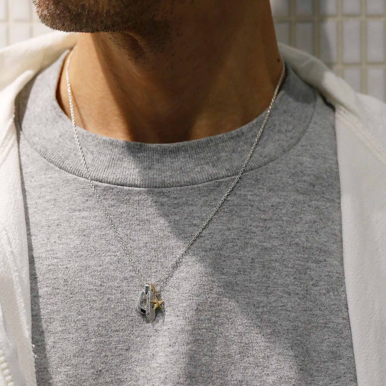 SYMPATHY OF SOUL（シンパシーオブソウル） Medium Horseshoe Pendant