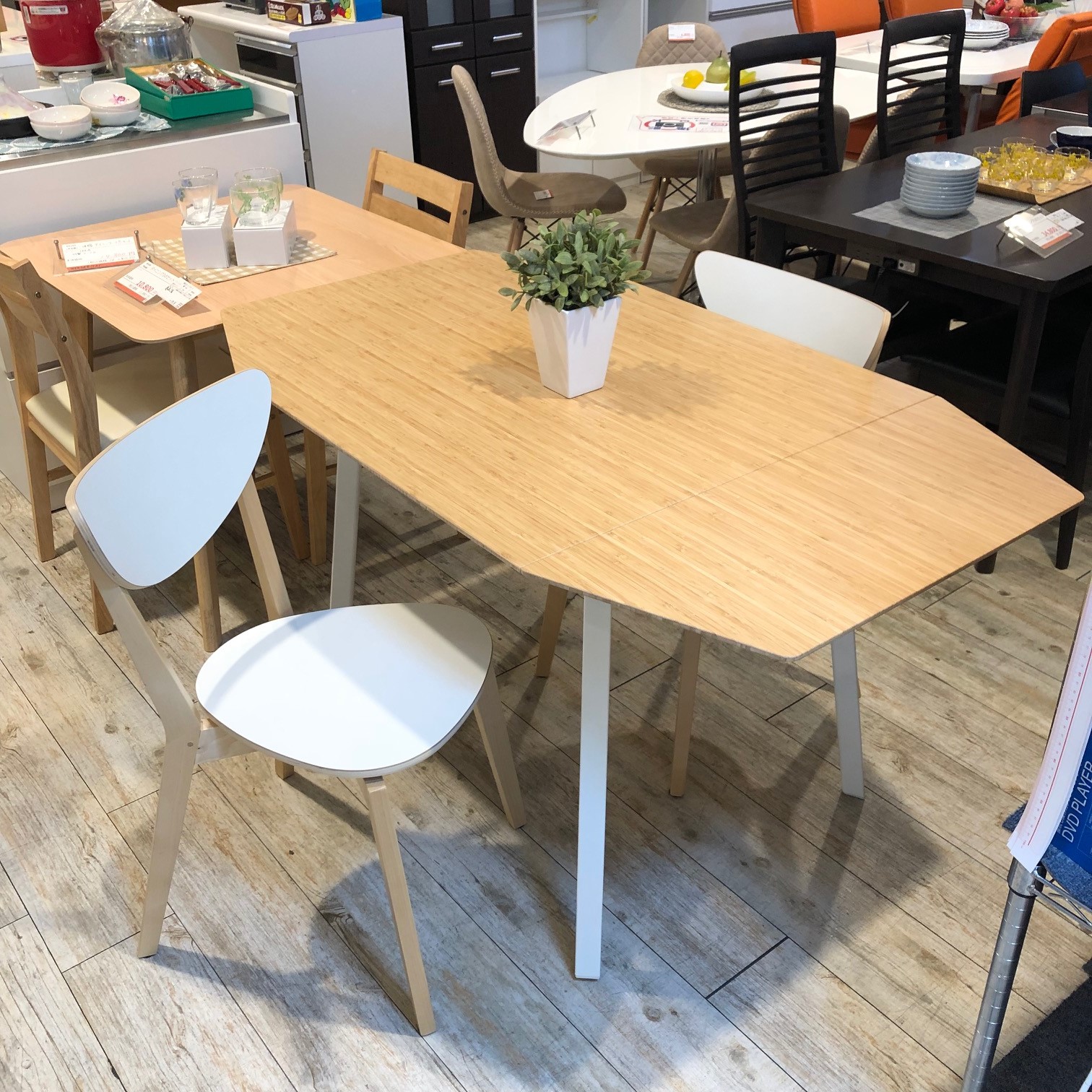 IKEA / イケア 伸縮ダイニングテーブル3点セット 買取しました