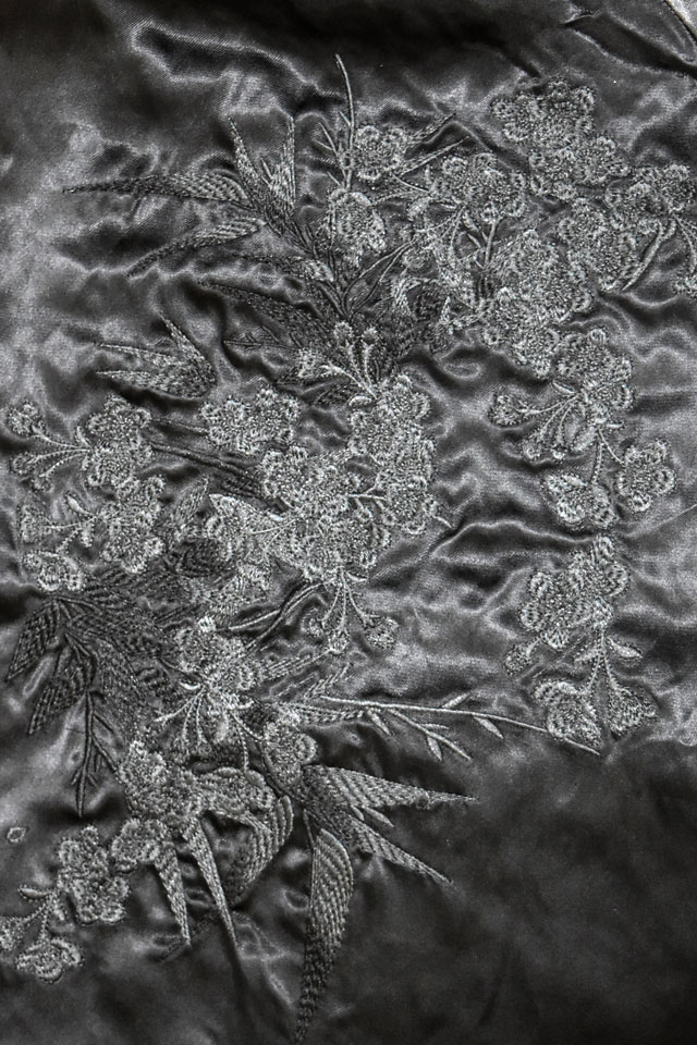 漆 漆ノ黒鬼リバーシブルスカジャン 絡繰魂 261037 和柄 和風 刺繍