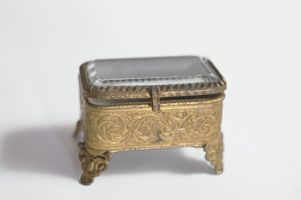 アンティーク ガラスと真鍮のジュエリーケース フランス クラシカルな