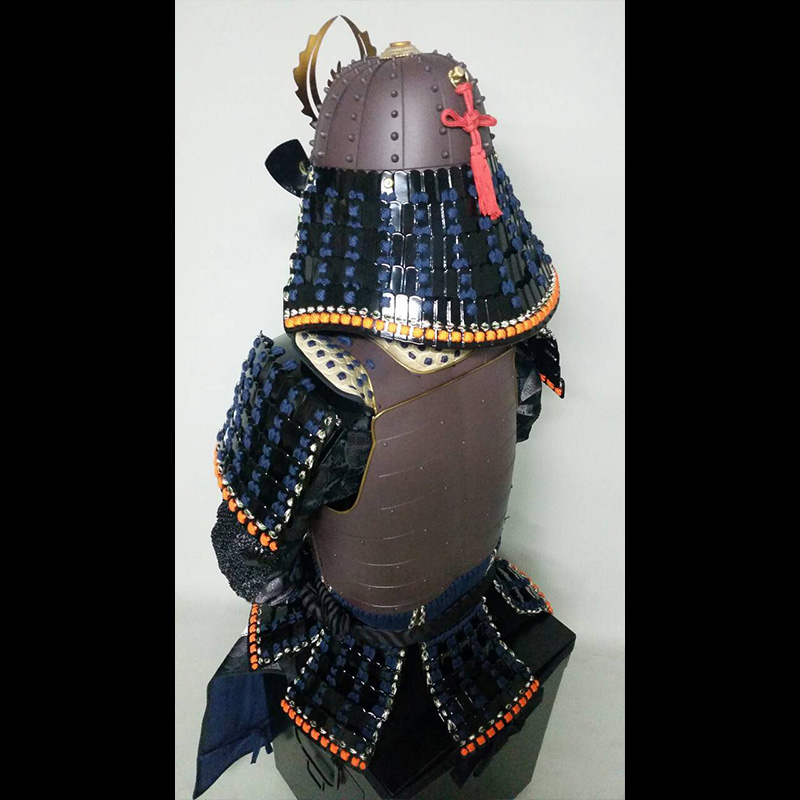 Dark brown Armour with blue lacing紺糸威鉄錆鋲綴二枚胴具足