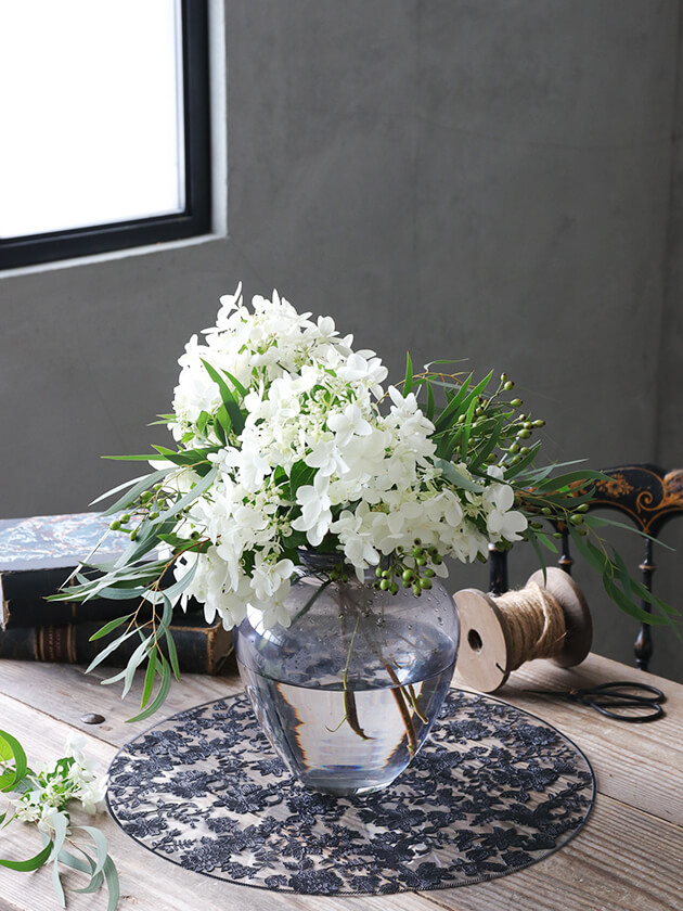 Fiorira un GiardinoビニールプレースマットFLOWERSブラック38cm