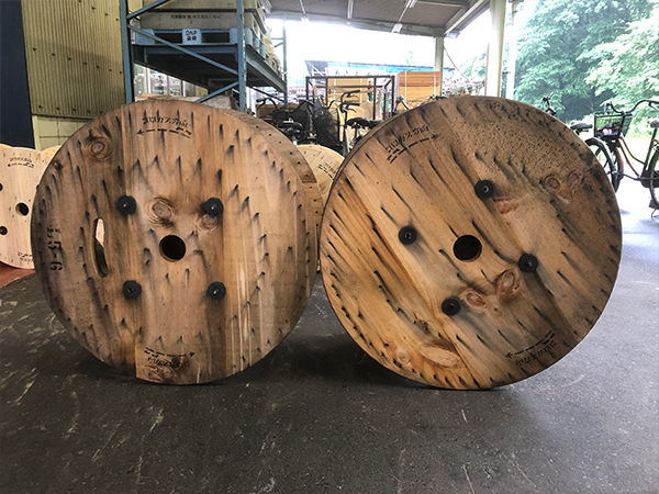 ケーブルドラムでDIYする時、サイズはどう選ぶ？新品と中古、どっちが