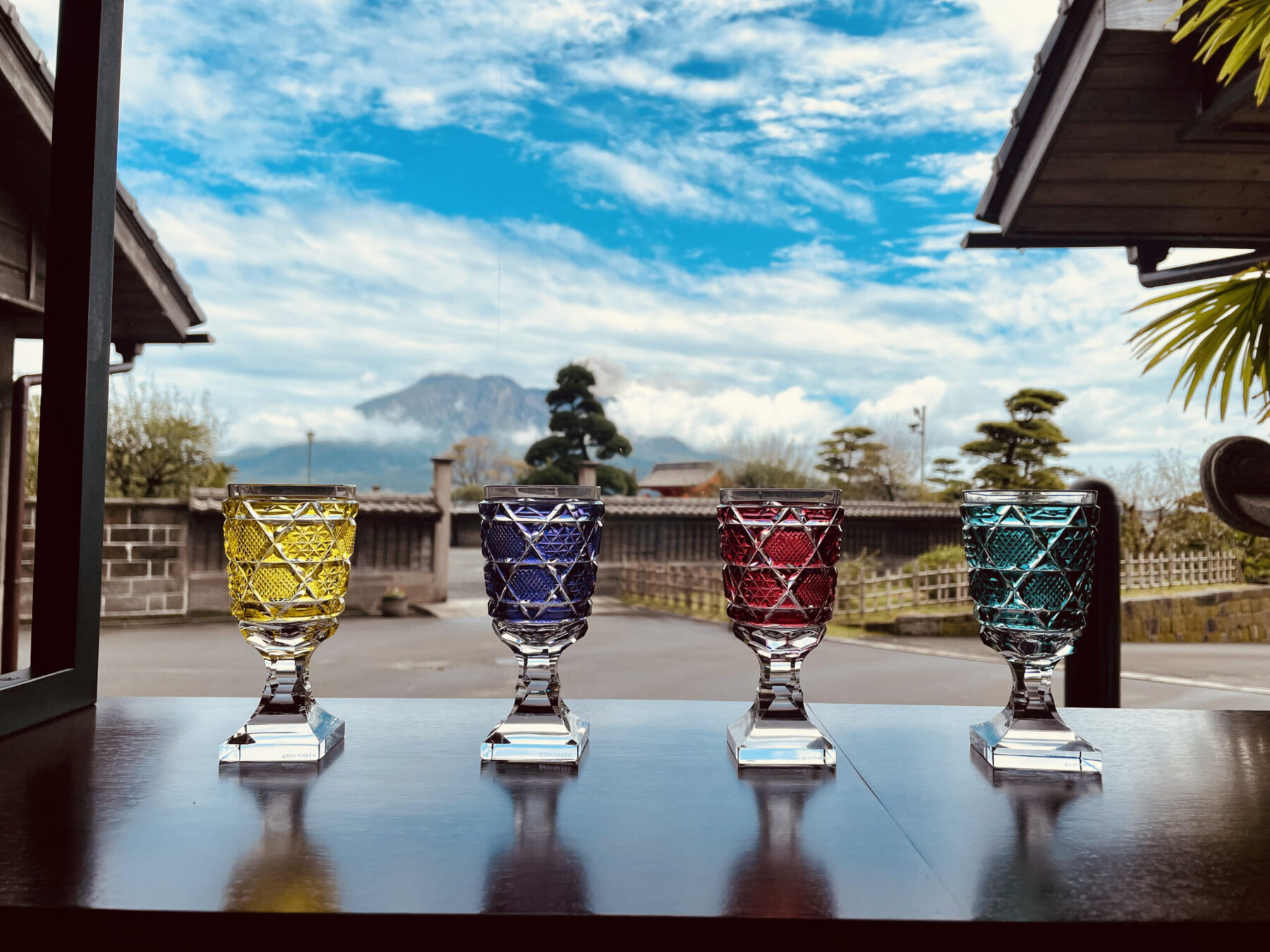 島津薩摩切子 - 名勝 仙巌園 - 薩摩藩 島津家別邸