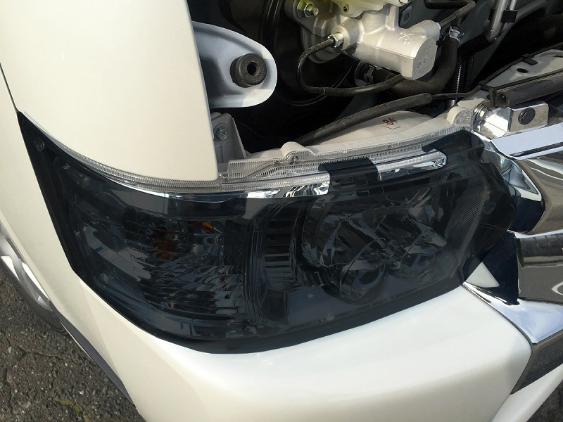 ハイエース200系外装パーツ「ヘッドライト周辺」-SECOND HOUSE