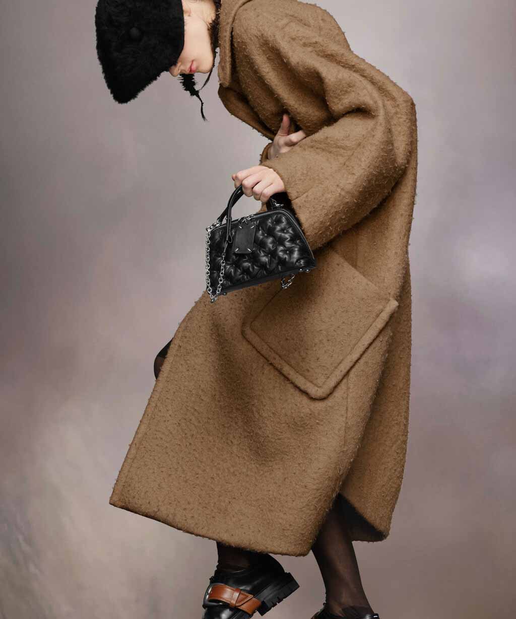 グラム スラム」エンブロイダリー トラペゾイド バッグ Maison