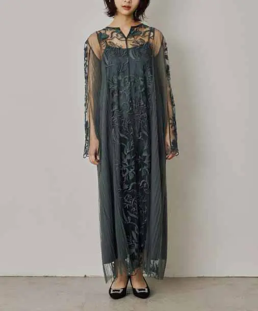 Mサイズ】エスニックサイドプリーツドレス niana（ニアナ）のレンタル