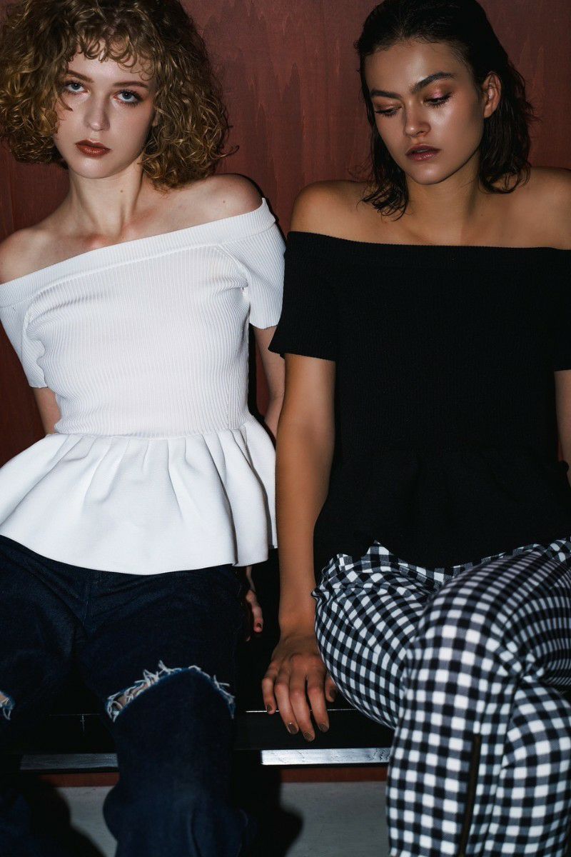 off shoulder knit peplum tops – shéller / シェリエ
