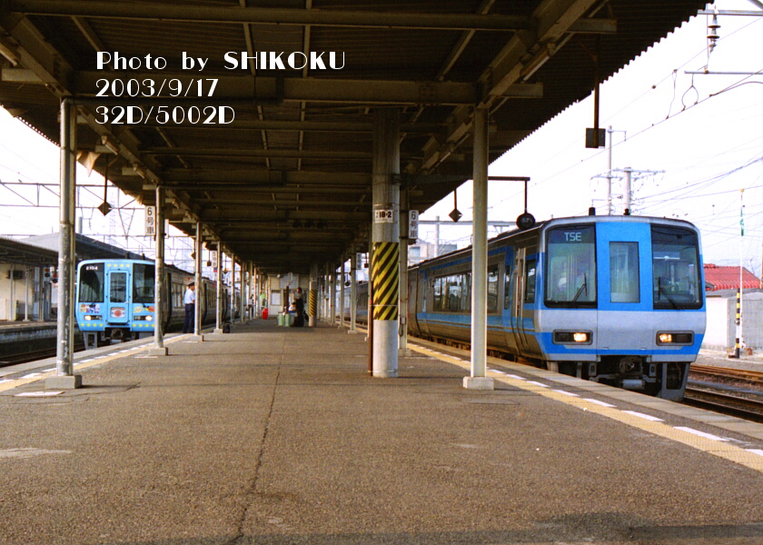 SHIKOKU'S Web JR_Shikoku 「ミッドナイトEXP高松」