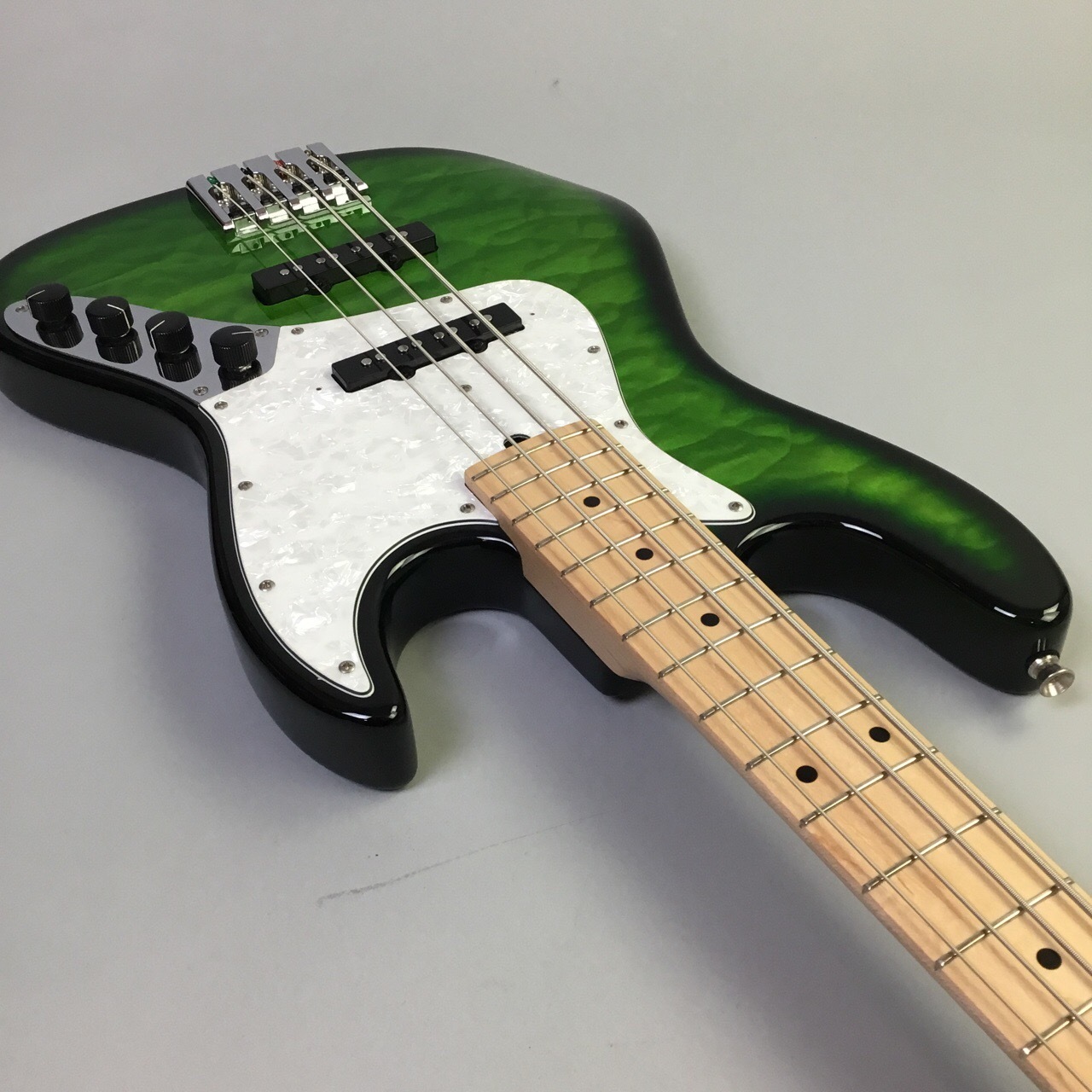 中古エレキベース新入荷情報】Bacchus／HJB4-MODERN/M｜島村楽器 そ