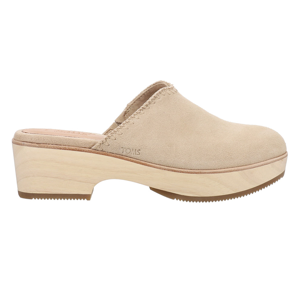 Shop Beige Womens TOMS Addison Platform Mule Clogs – Shoebacca