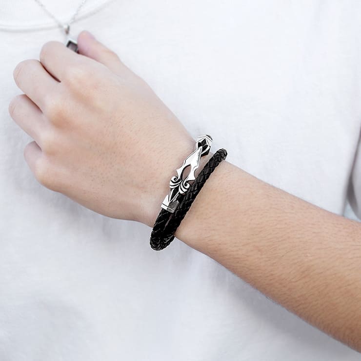 編革レザーブレスレット（ブラック）×シルバー ゴシック調 [DB-083]