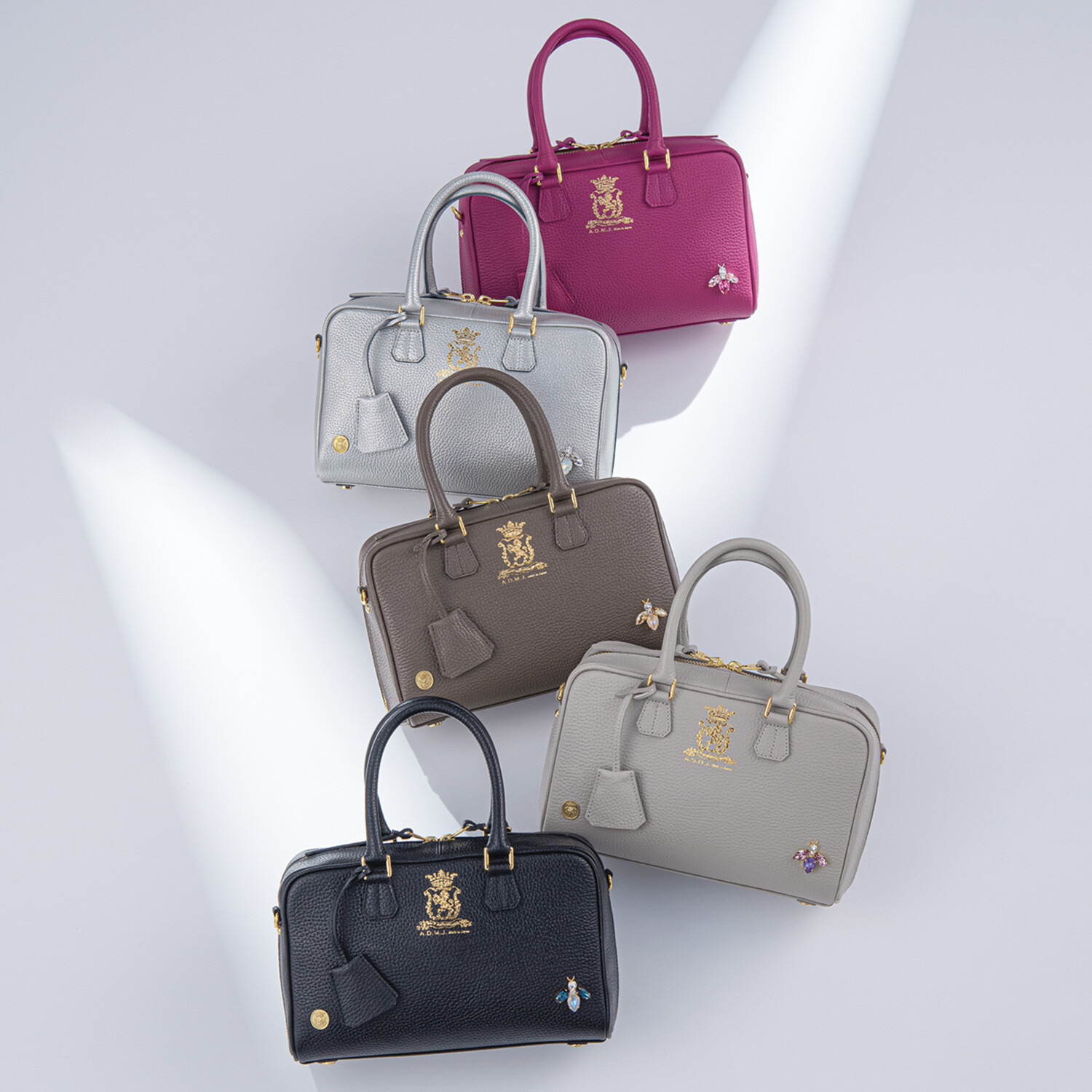 エーディーエムジェイ THE BEE 牛革シュリンク型押し 全開