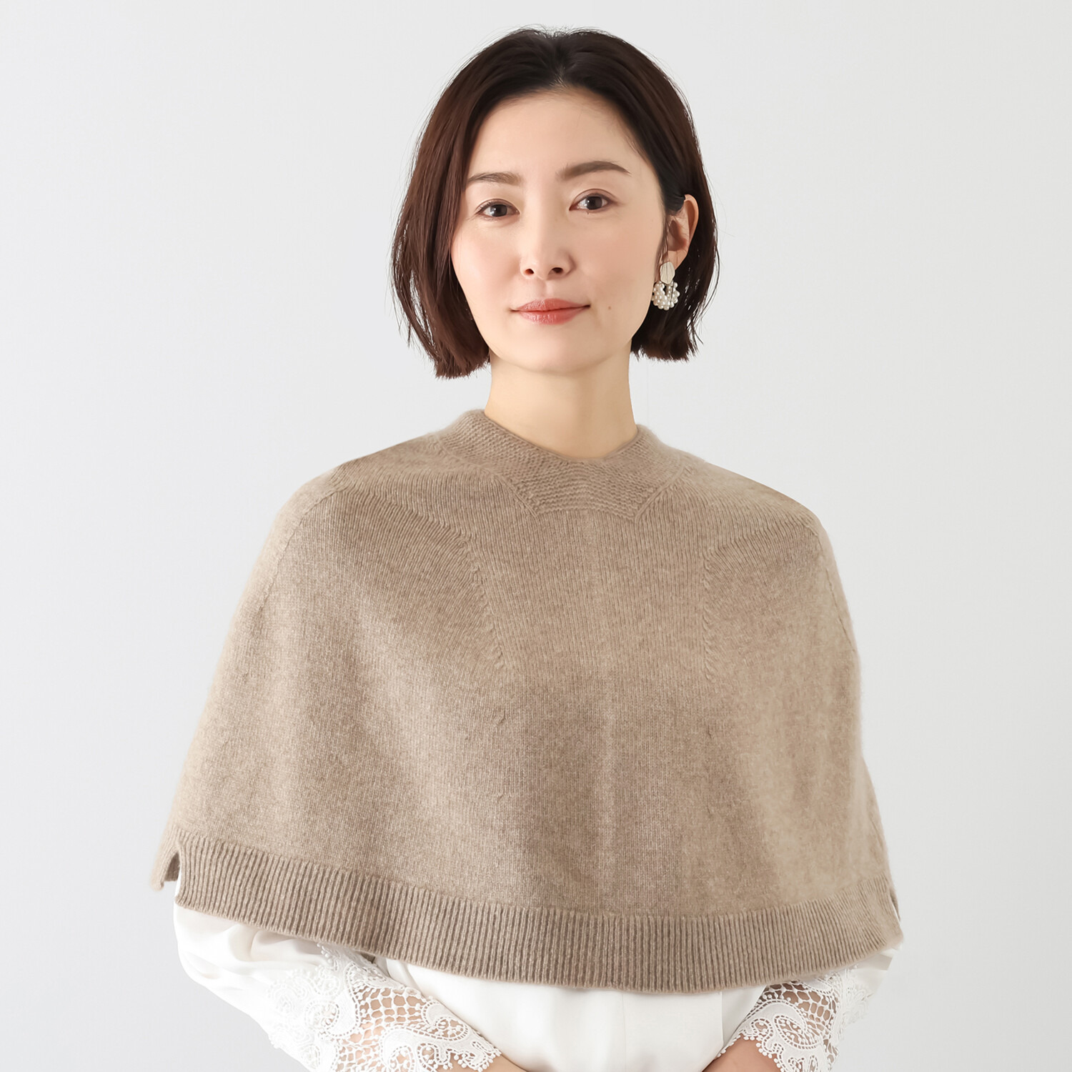 エウラーカ 日本製 内モンゴル産 カシミヤ100％ フード付ポンチョ