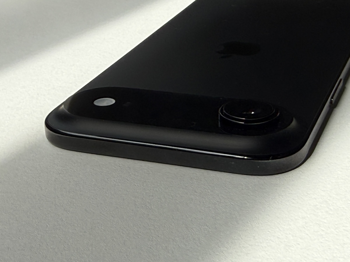 iPhone Airの気になるバッテリー時間とスペックを実機レビュー