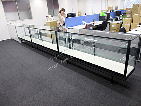 店舗什器・スタンダードショーケース【ショーケース販売の徳山】