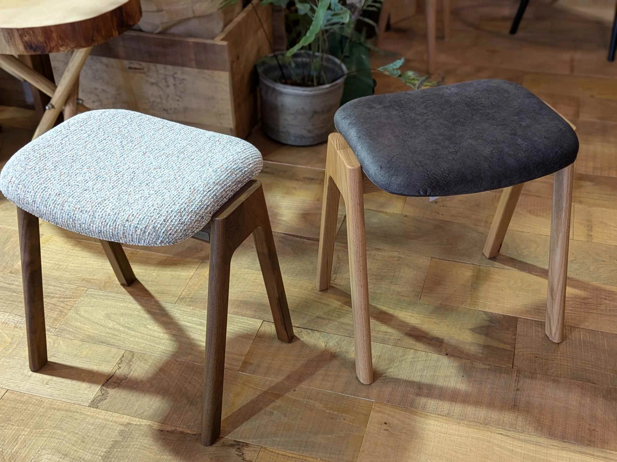 スツール カバーリング | chair / bench | products | 一枚板テーブル