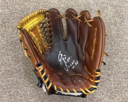 硬式用 鳥谷選手引退限定記念グラブ 予約受付中！ 久保田スラッガーの