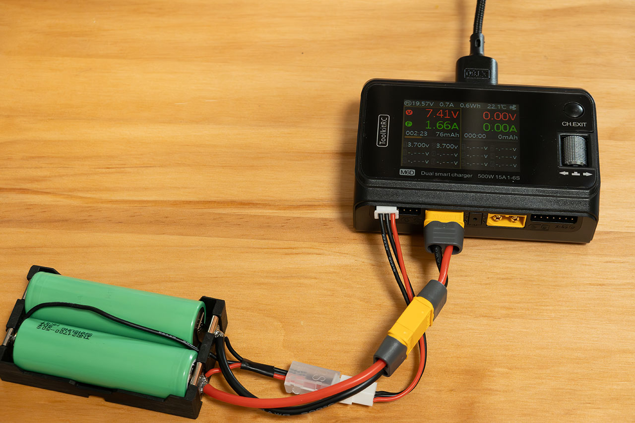 Toolkitrc M6D 充电器和AOKda 25W XT60 – PD 转换器简单评测| Slot 4